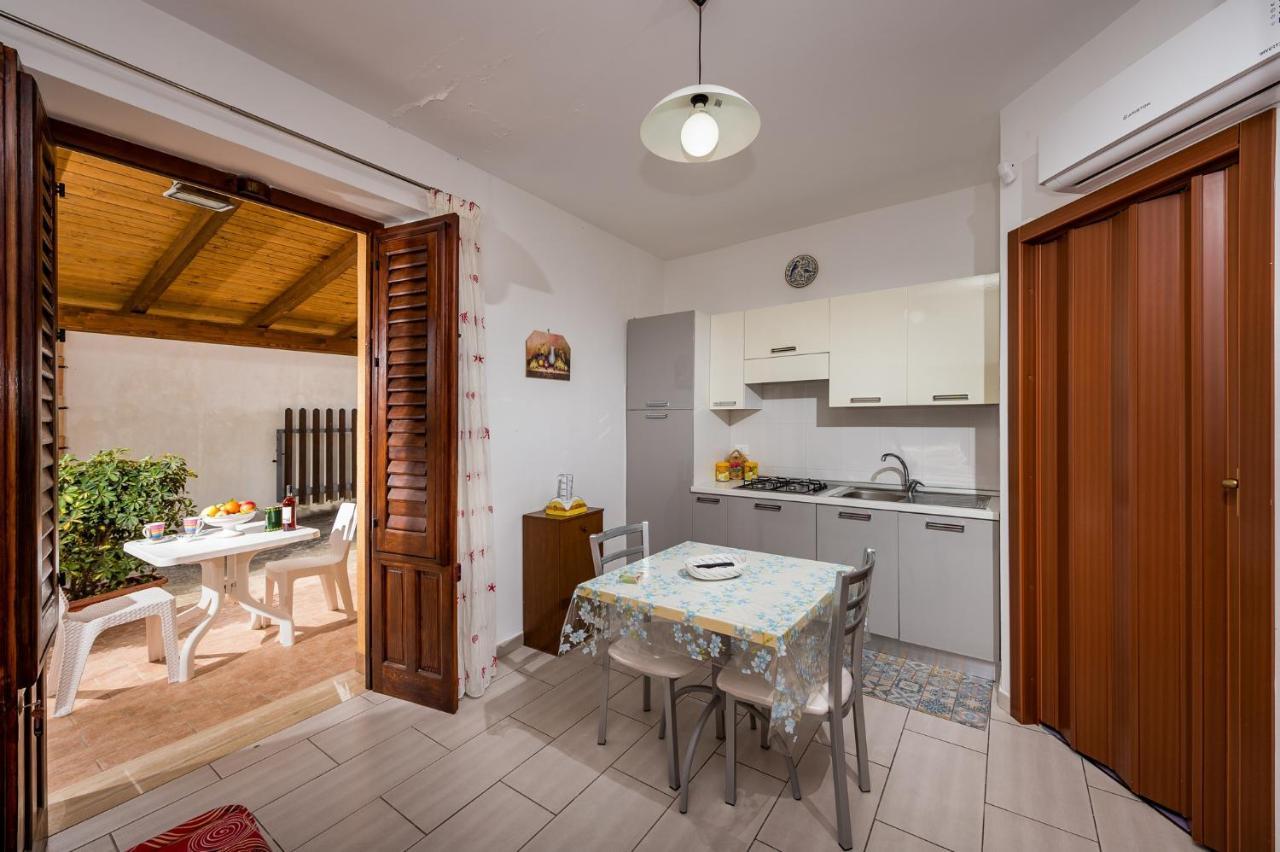 Casa Vacanza Saraceno Castellammare del Golfo Buitenkant foto