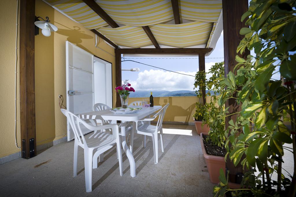 Casa Vacanza Saraceno Appartement Castellammare del Golfo Kamer foto